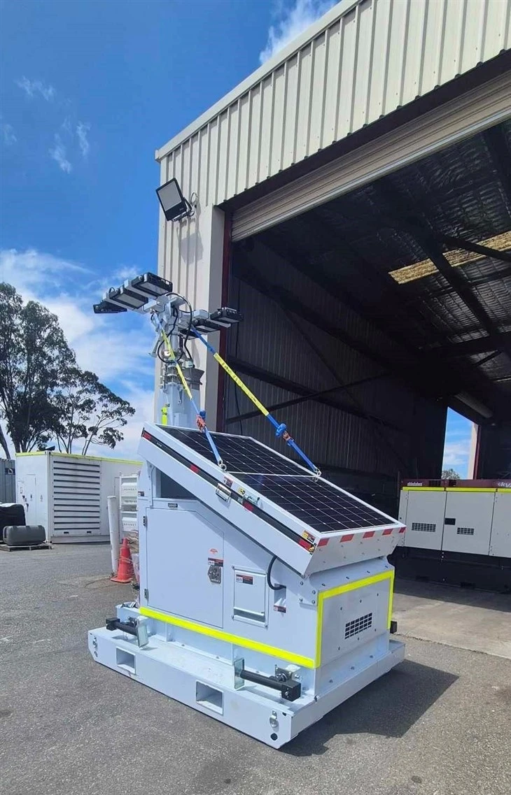 Mobile Solar Monitoring Security Tower